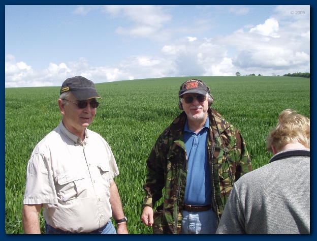 600x449 pixels (132K)